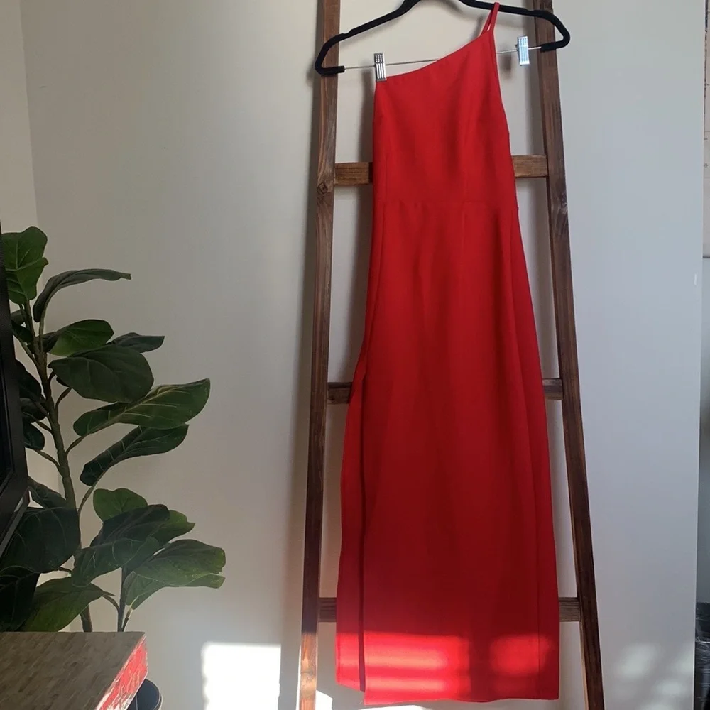 VIRAL Abercrombie & Fitch Asymmetrical One Shoulder Maxi Dress